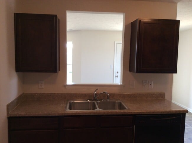 Photo - Columbus IN - 3 br with loft