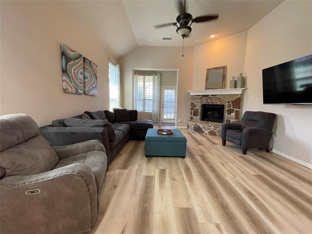 2318 Patriot Dr