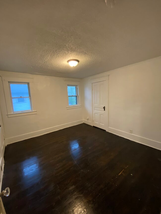 Photo - 33 Frelinghuysen Ave