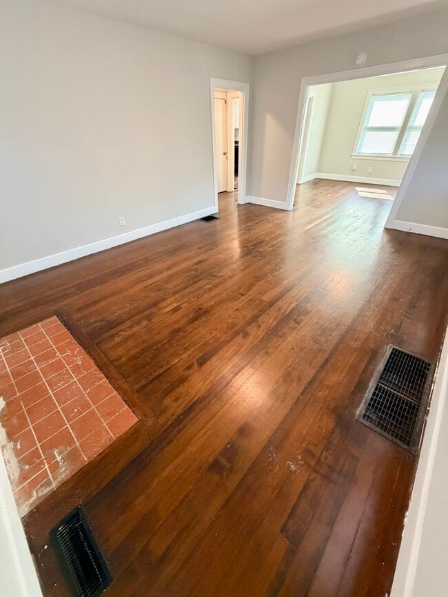 Photo - 141 Brown Ave