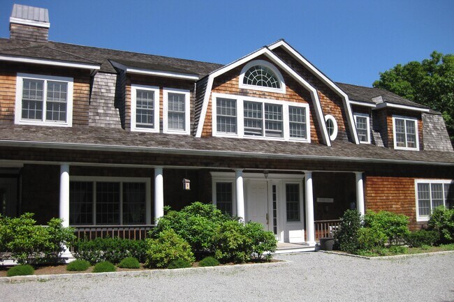 Photo - 335 Water Mill Towd Rd