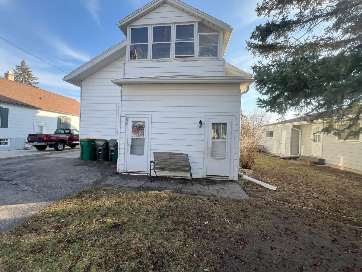 Photo - 237 Ledgeview Ave