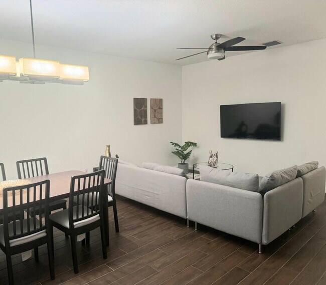 Photo - 1129 NW 41st Ln