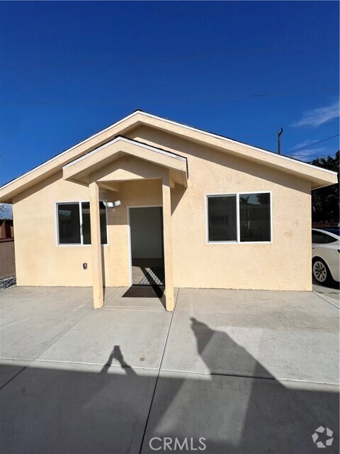 Building Photo - 4748 Garrick Ave Rental
