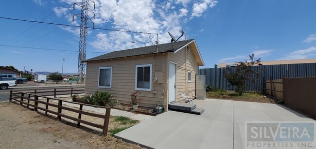 Photo - 708 W Fesler St