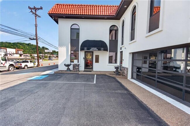 Photo - 7240 McKnight Rd