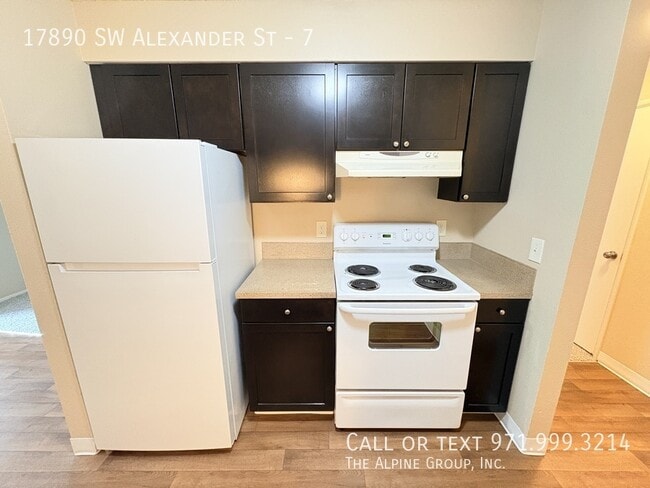 Photo - 17890 SW Alexander St Unit 7