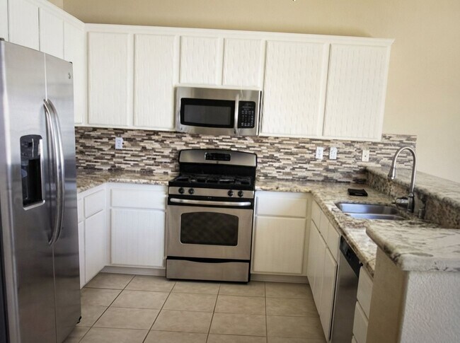 79780 Mira Flores Blvd
