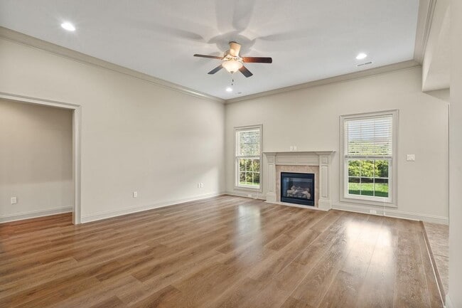 Photo - 1811 Trellis Ln