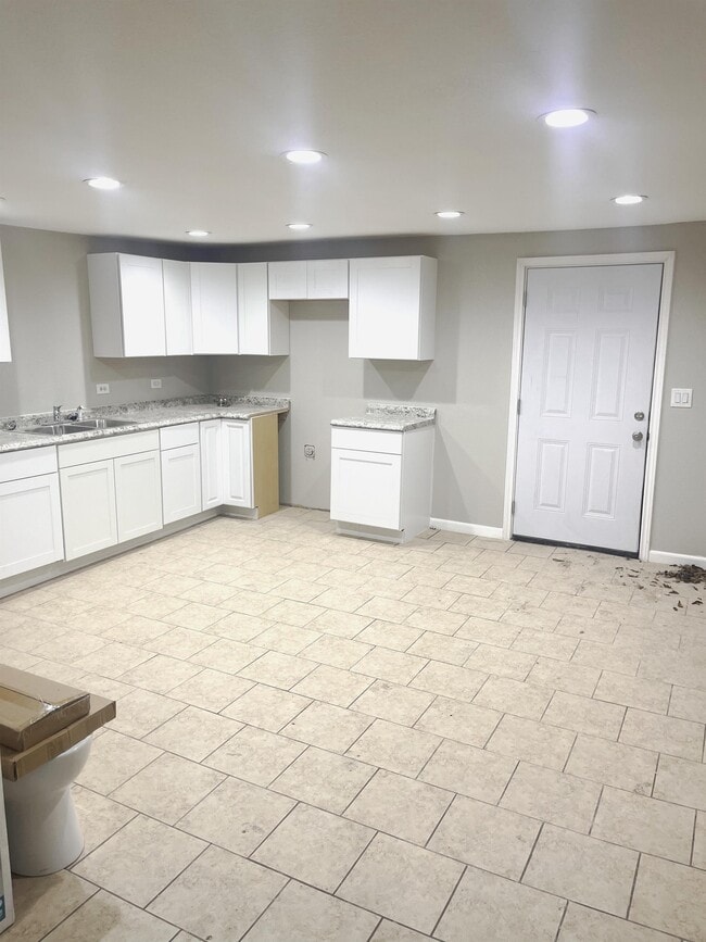 Photo - 125 Glenwood Ct Unit 202