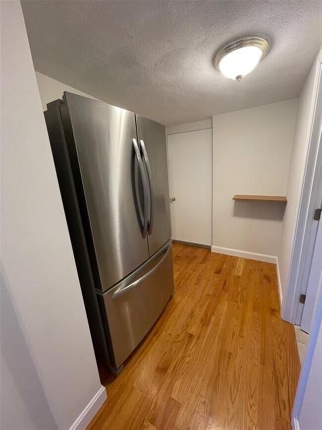 942 Broadway Unit 2