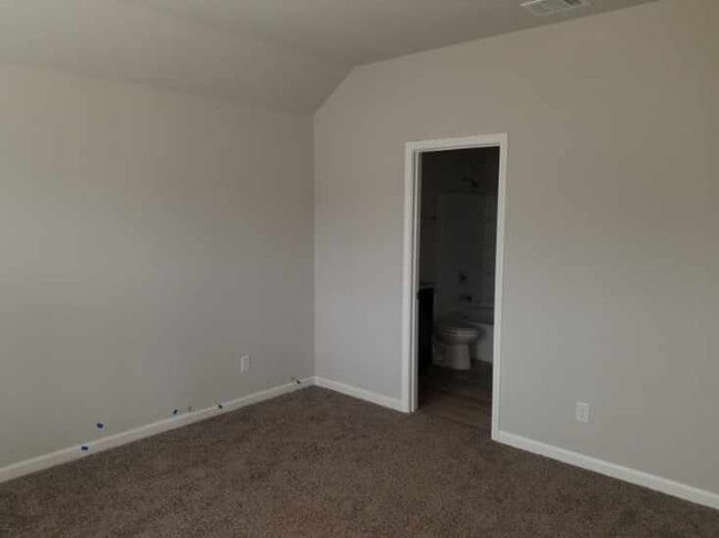 Photo - 18140 Fox Hollow Loop