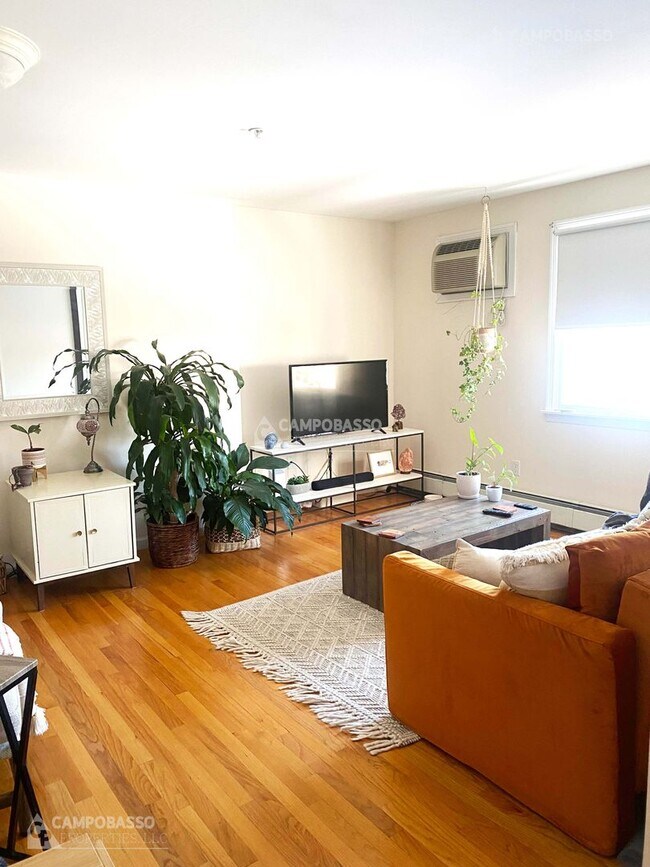 Photo - 174 Summer St