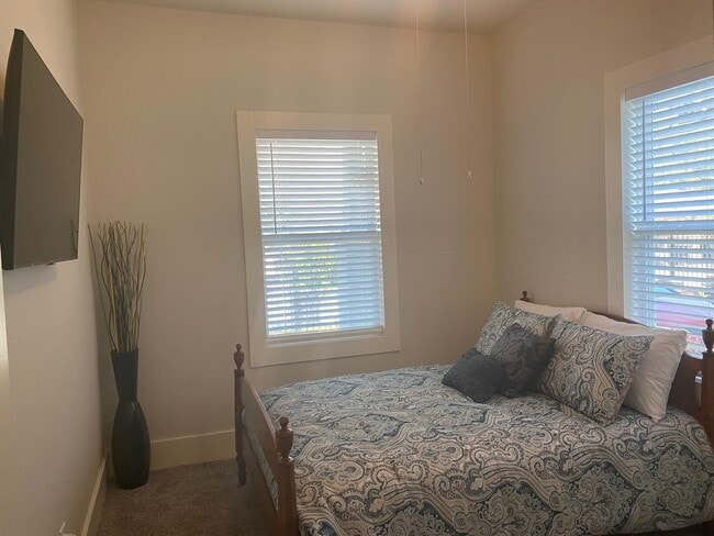 Photo - 2708 Winbern St