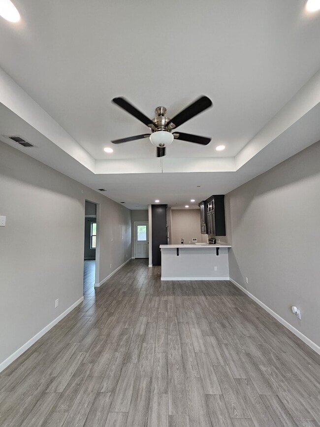 Photo - Magnolia Flats