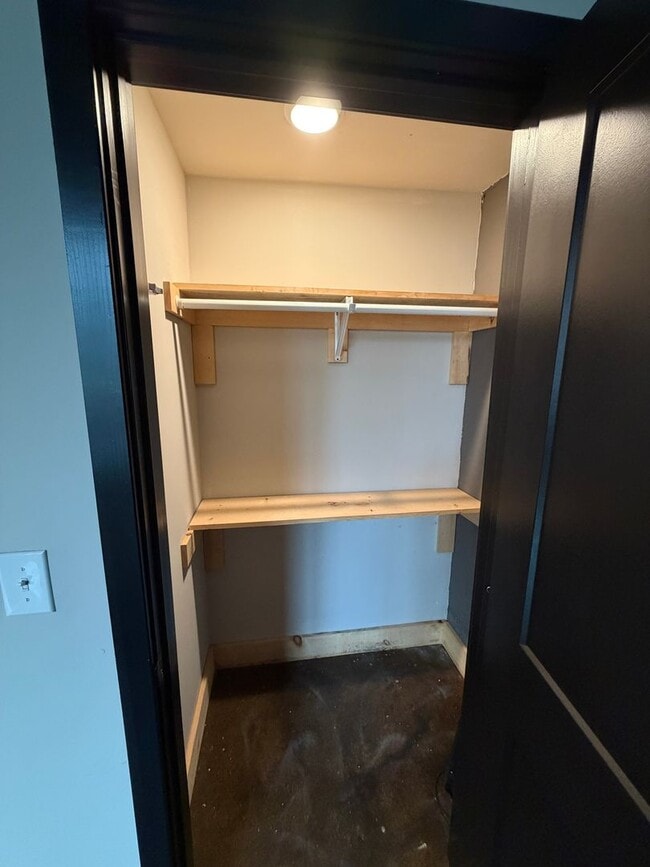 Photo - 1 Bed w/ 1.5 bath LOFT apartment with 2 car GARAGE - Hanover, PA Unit Apt 101