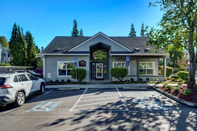 Frente de la casa club Aloha Oregon Quatama Village Apartments - Quatama Village Apartments