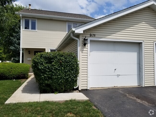 Building Photo - 1628 Prestwick Dr Rental