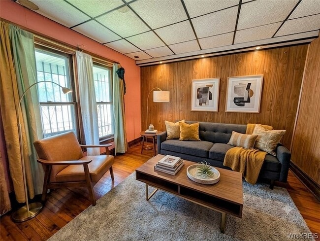 Photo - 325 Box Avenue Unit