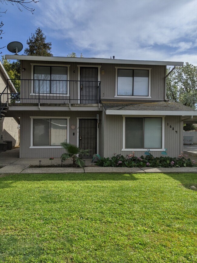 Photo - Ready Now! One bedroom apartment home with unbeatable location! Unit Apt. C