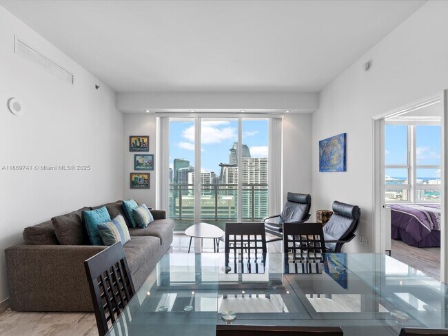 Photo - 950 Brickell Bay Dr Unit 5206