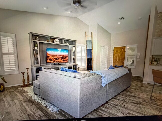 Photo - 2913 E Runaway Bay Pl