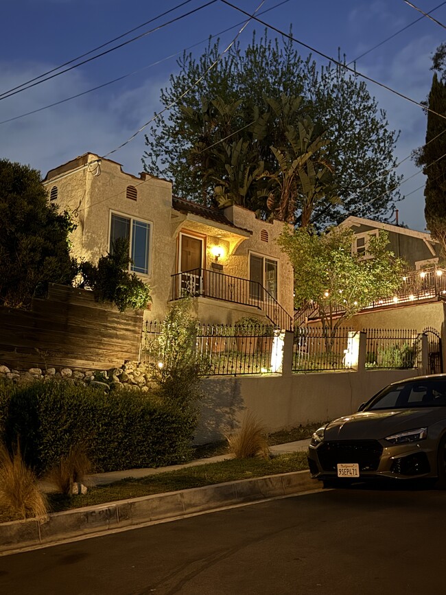 Photo - 1585 Curran St Casa