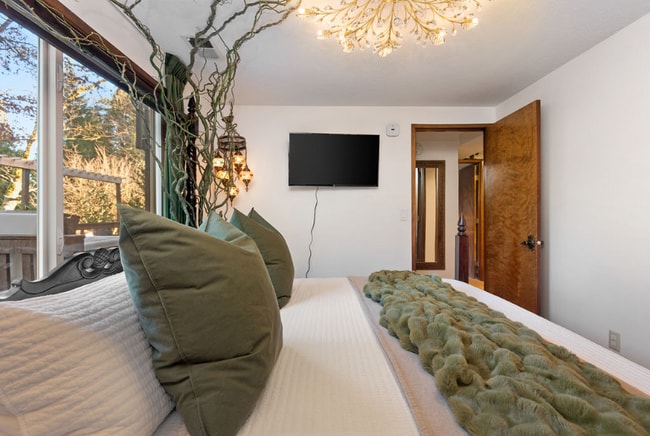 Photo - 16305 NE Fargo Ct