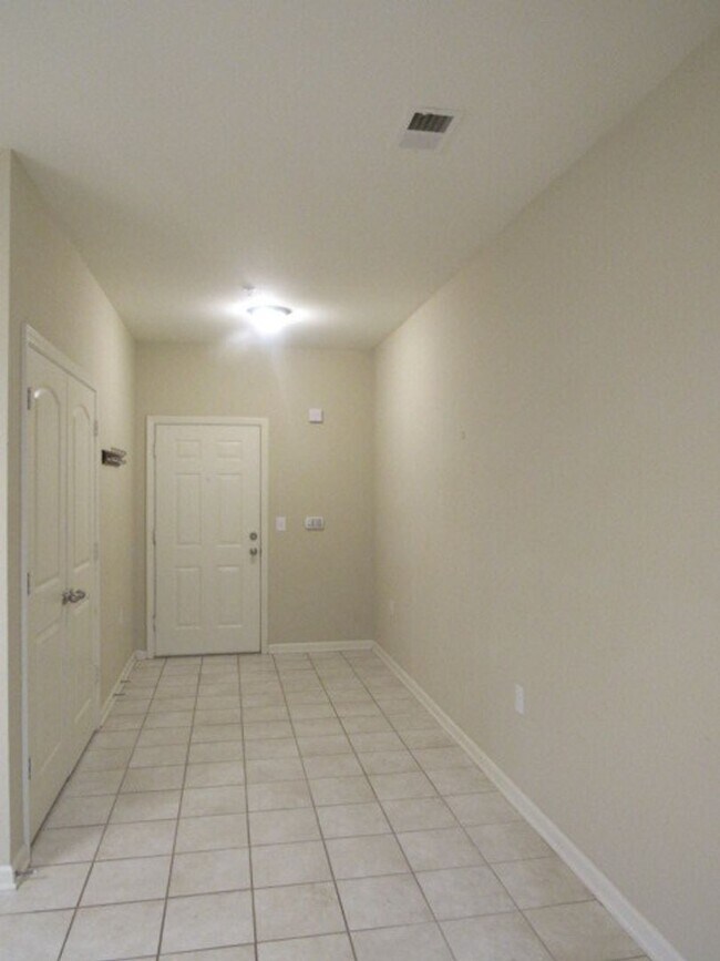 Photo - 190-107 Eli Hartley Drive