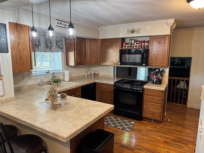 Photo - 1812 Lakeview Dr