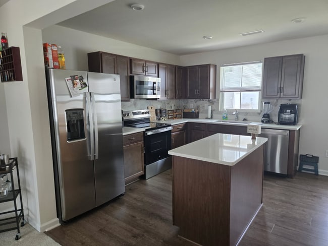 Photo - 4205 Shiner Ln