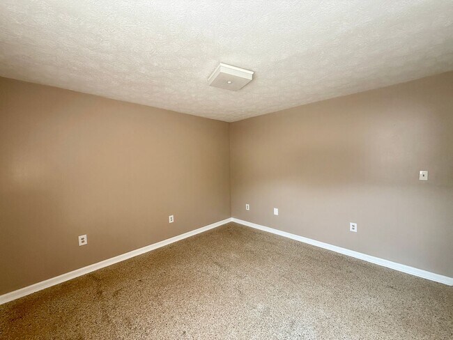 Photo - 215 S Eaton St Unidad 215 S Eaton Street 1R