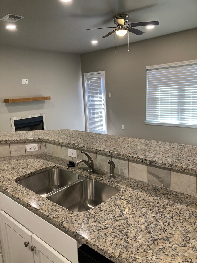 1201 Preston Trl Townhome Townhome Rental in Wolfforth TX