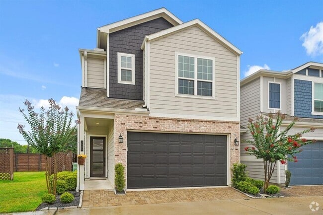 Building Photo - 1505 Canter Bayou Way Rental