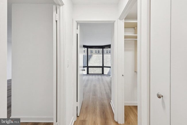 Photo - 2020 Walnut St Unit 8J