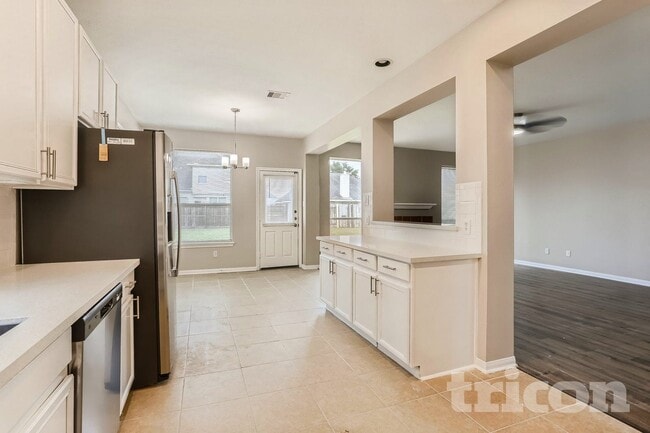 Photo - 4015 Camelia Glen Ln