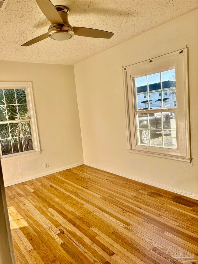 Photo - 326 W Sunset Ave