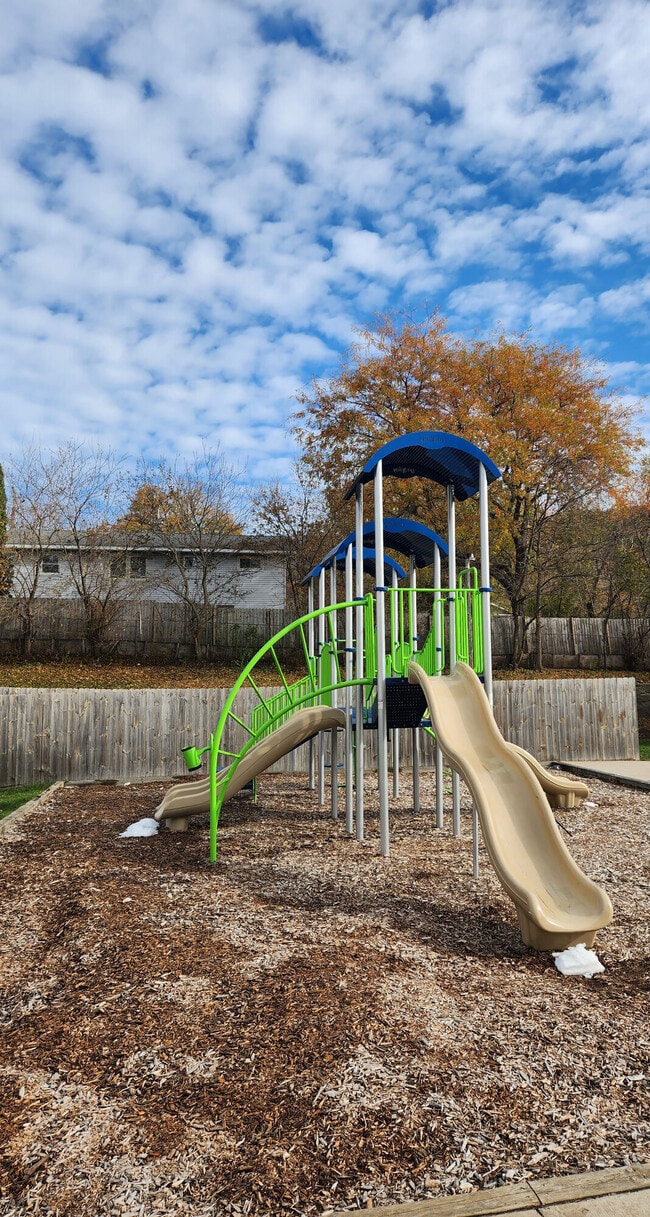 Arrowhead Apartments and Townhomes La Crosse, WI