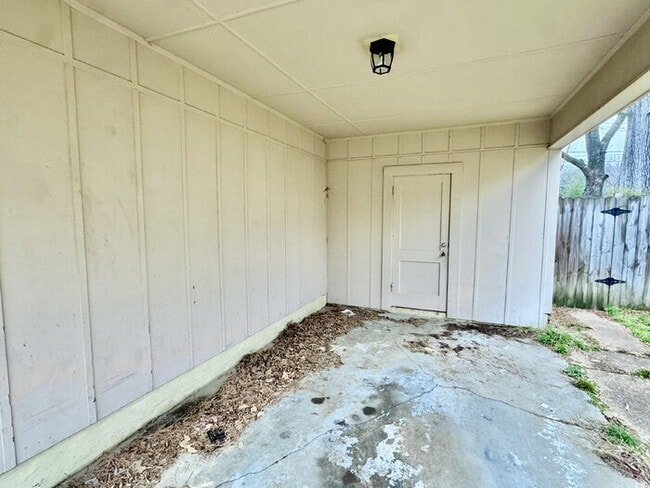 Photo - 3588 Hendricks Ave