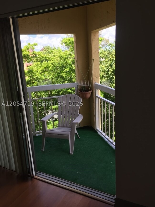 Photo - 8290 Lake Dr Unit 548