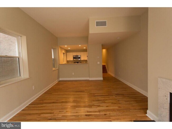 Photo - 924 Pine St Unit 2R