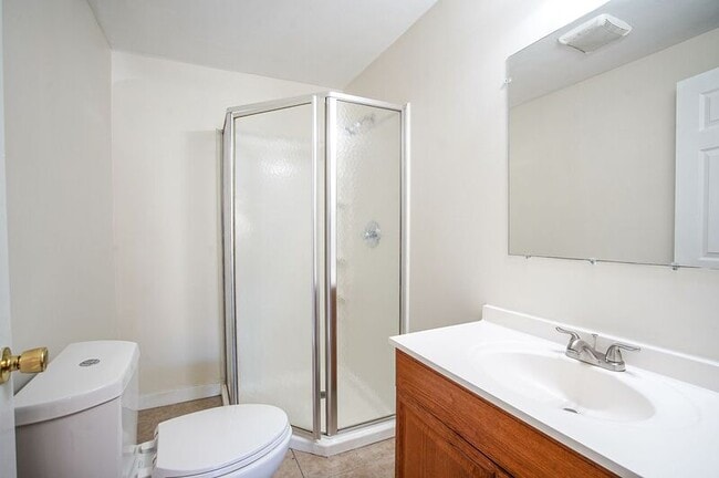 Photo - 43 Oak St