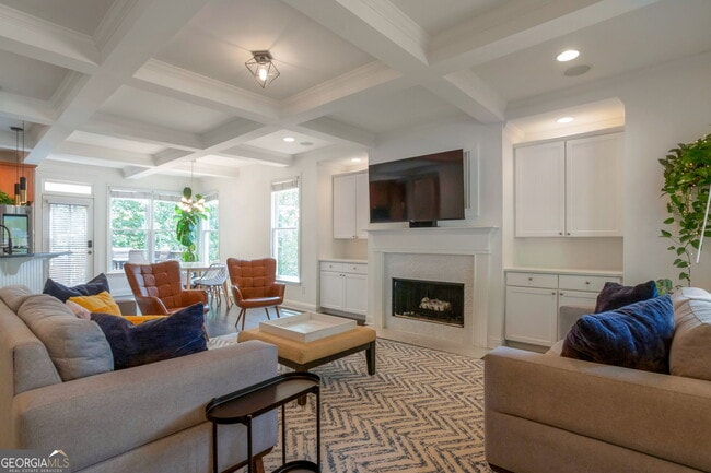 Photo - 2524 Kickerillo Way SE