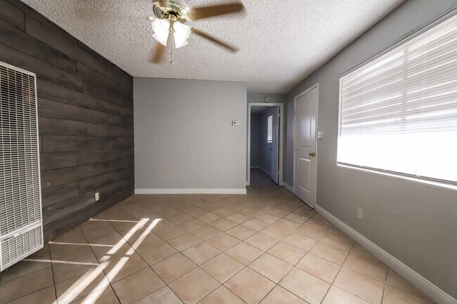 Photo - 307 Regina Way Unit 307 Regina Way #B