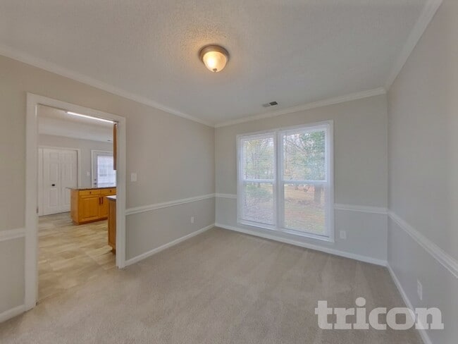 Photo - 713 Trailing Rock Dr
