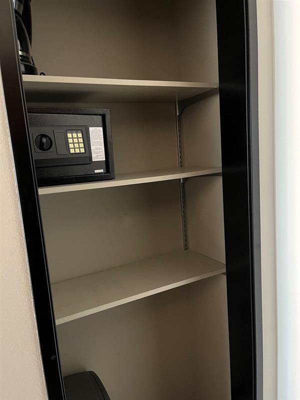 Merchant Flats on 8th - Utilities Included!