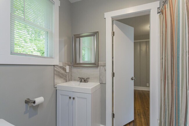 Photo - 2410 Dennywood Dr Unit 2410 Dennywood A