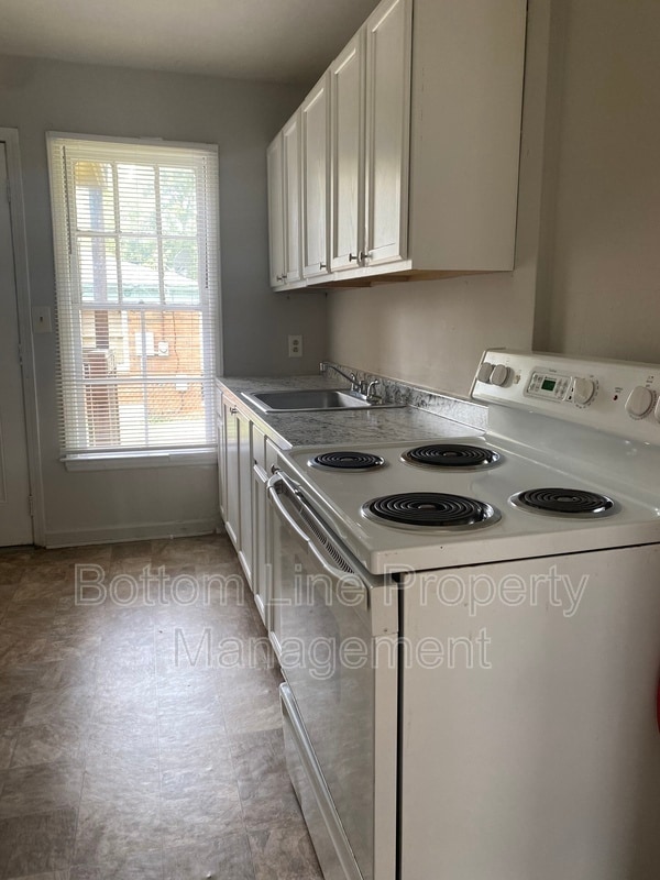 Photo - 2728 Remington St Unidad 2