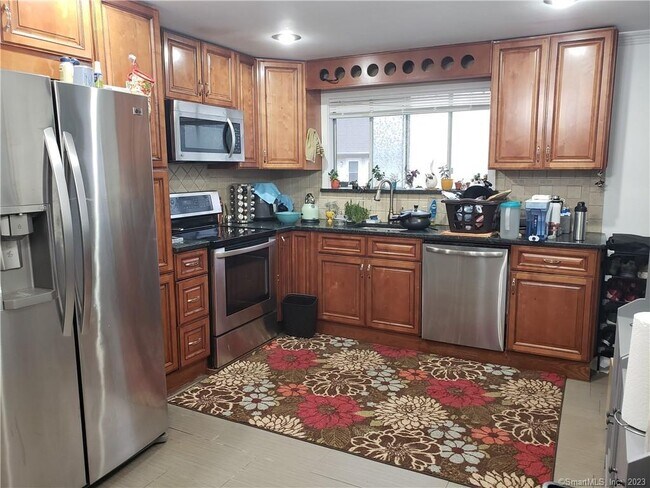 Photo - 1568 Meriden Rd Unidad 7F