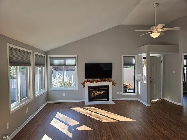 Photo - 943 Mockernut Ct